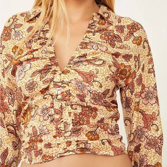 Free People I Got You Floral V-Neck Long Sleeve Top - Picture 2 of 9